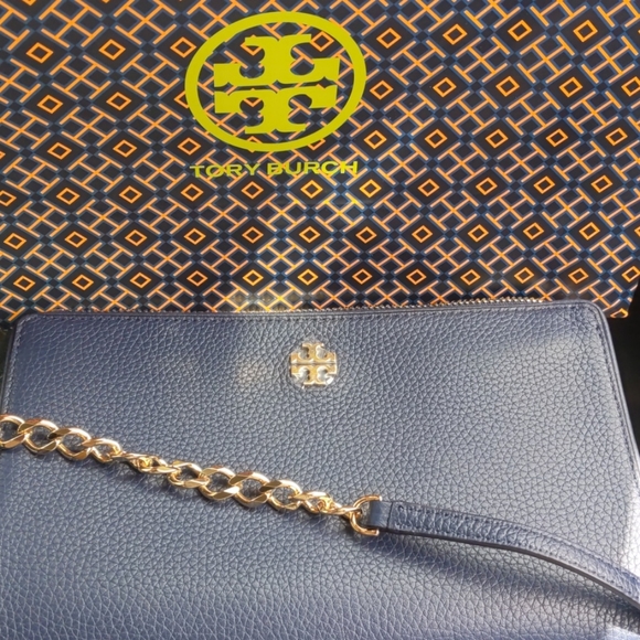 Navy blue Tory Burch zip closure purse - Picture 2 of 8
